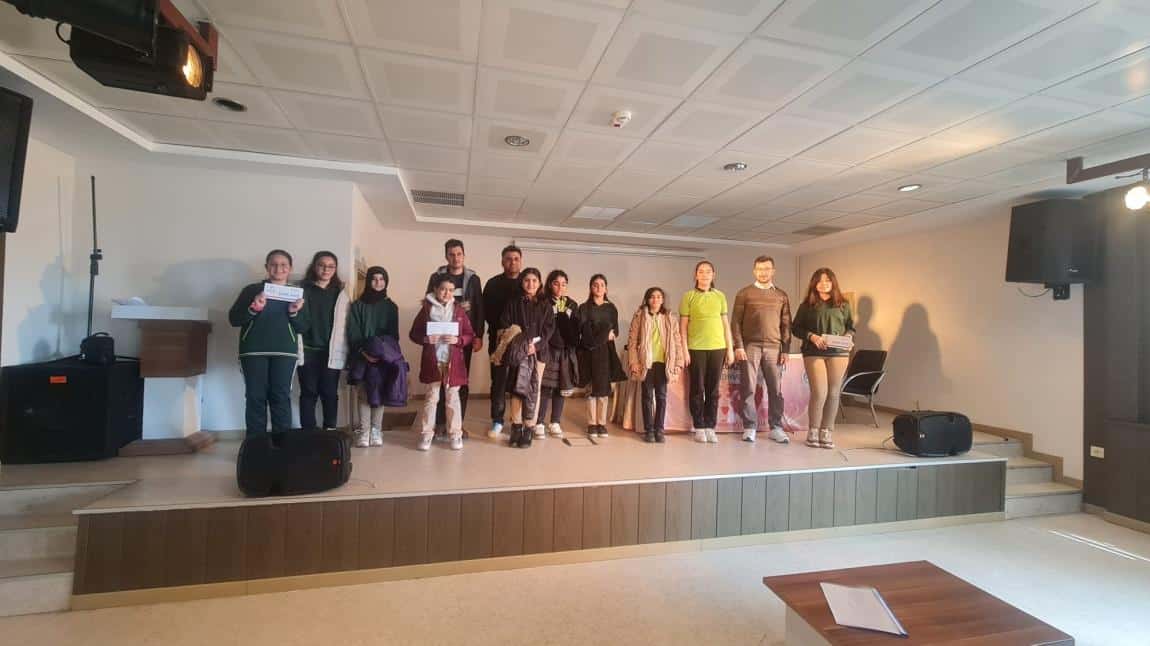Battalgazi ilçe Müftülüğü tarafından düzenlenen ortaokul öğrencileri arası Mehmet Akif Ersoy şiirlerini ezbere okuma yarışması